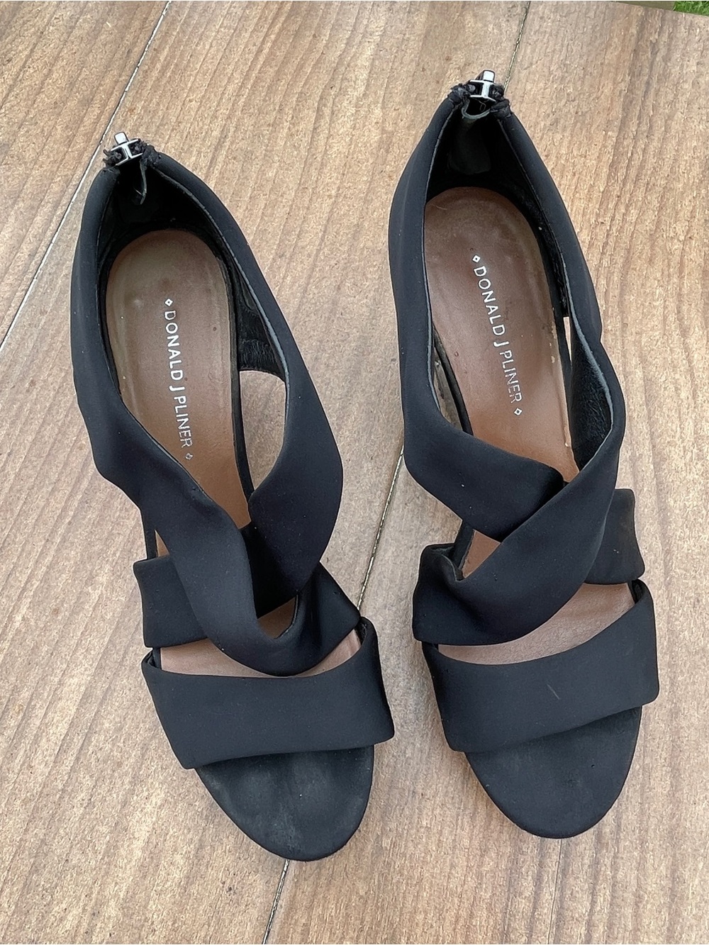 Donald J Pliner Womens Aurora Crossover Strap Wedge Sandal Shoes Black Size 8M
